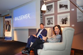 Natalia und Dr. Olaf Bausemer bei der Buchpräsentation in Kitzbühel